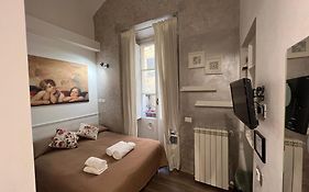 Marcelina vaticans rooms